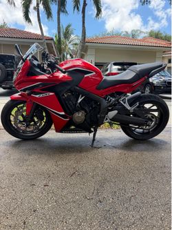 2018 Honda CBR650F ABS – Clean Title