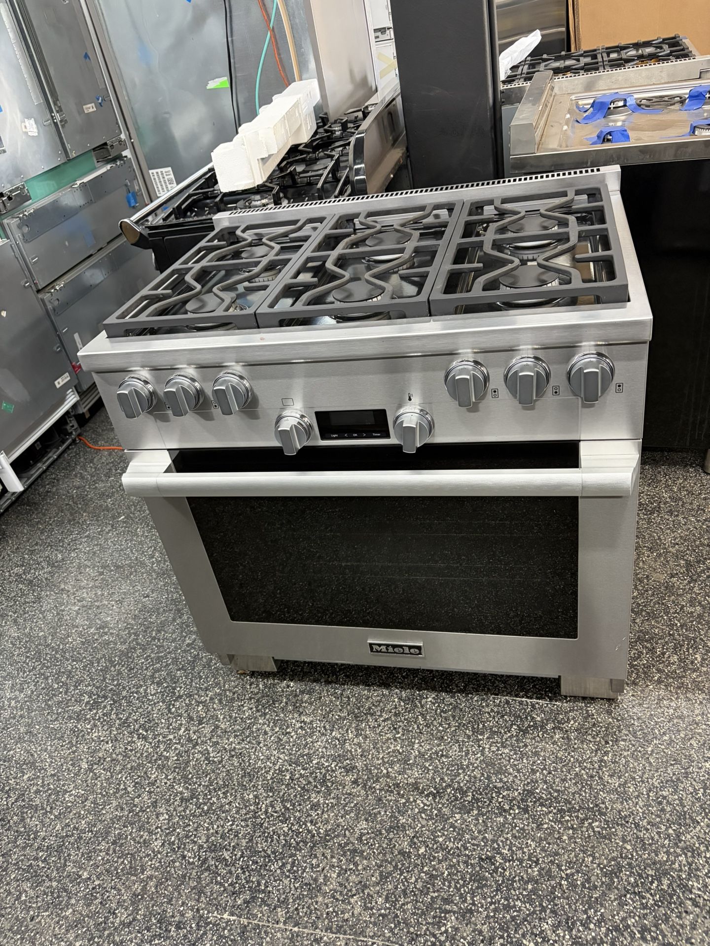 Miele Stainless Steel 36” Gas Range Stove Twin Power