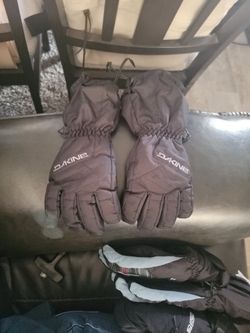 Dakine Snow Gloves YOUTH Size M/6-8