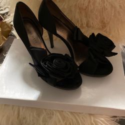 Nine West Heels Size 6