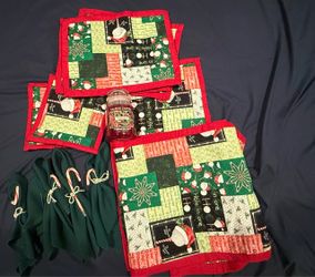 Golf Christmas Holiday Fabric Placemats, Table Runner, Napkins, Candle, Set of 4