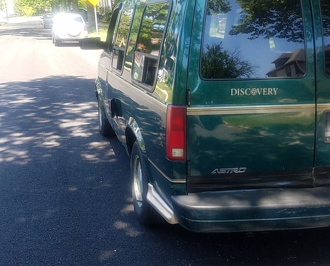 2002 Chevrolet Astro Cargo