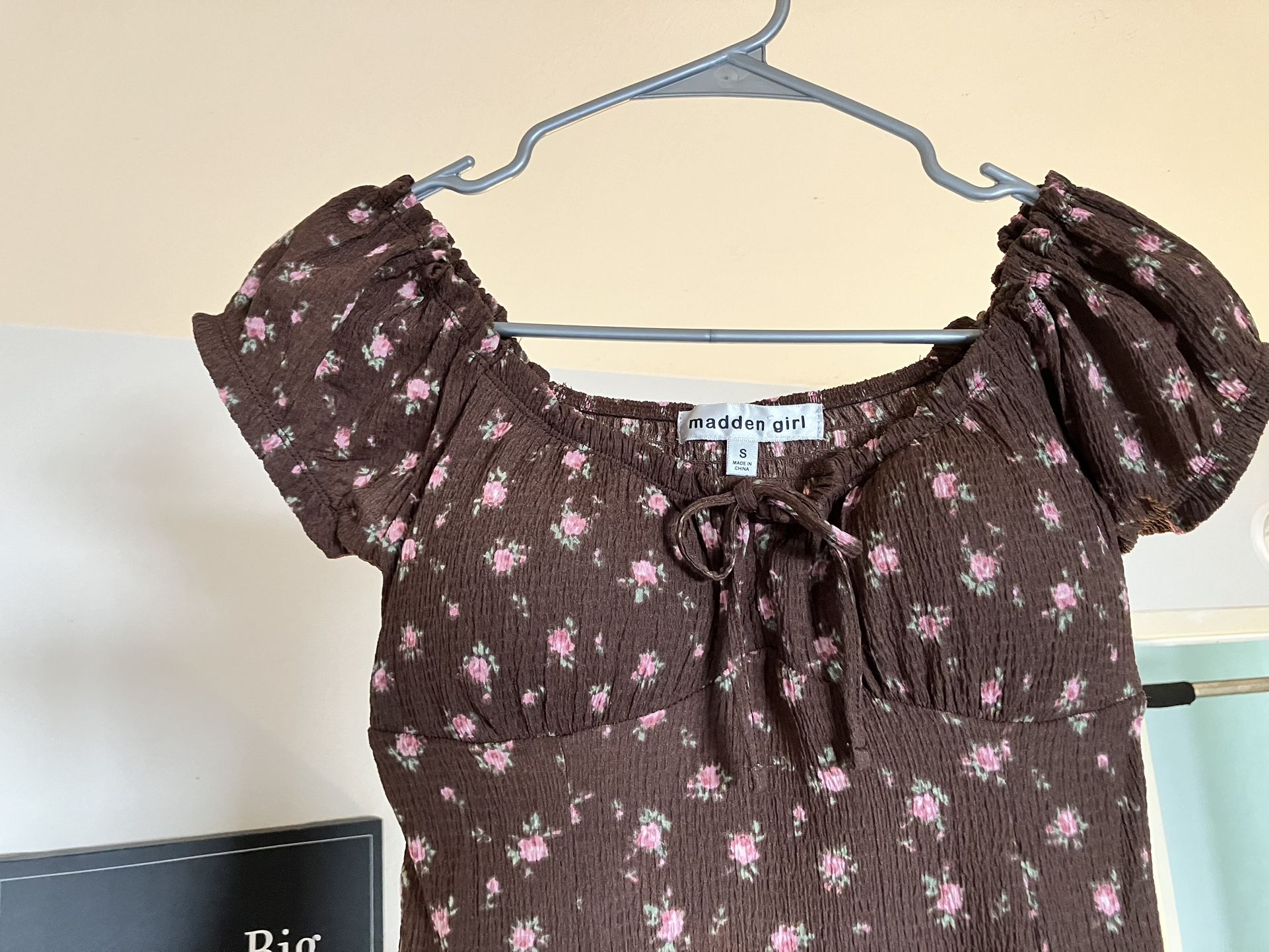 Summer Dress (size small)