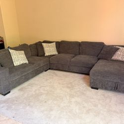 Couch - Sectional 