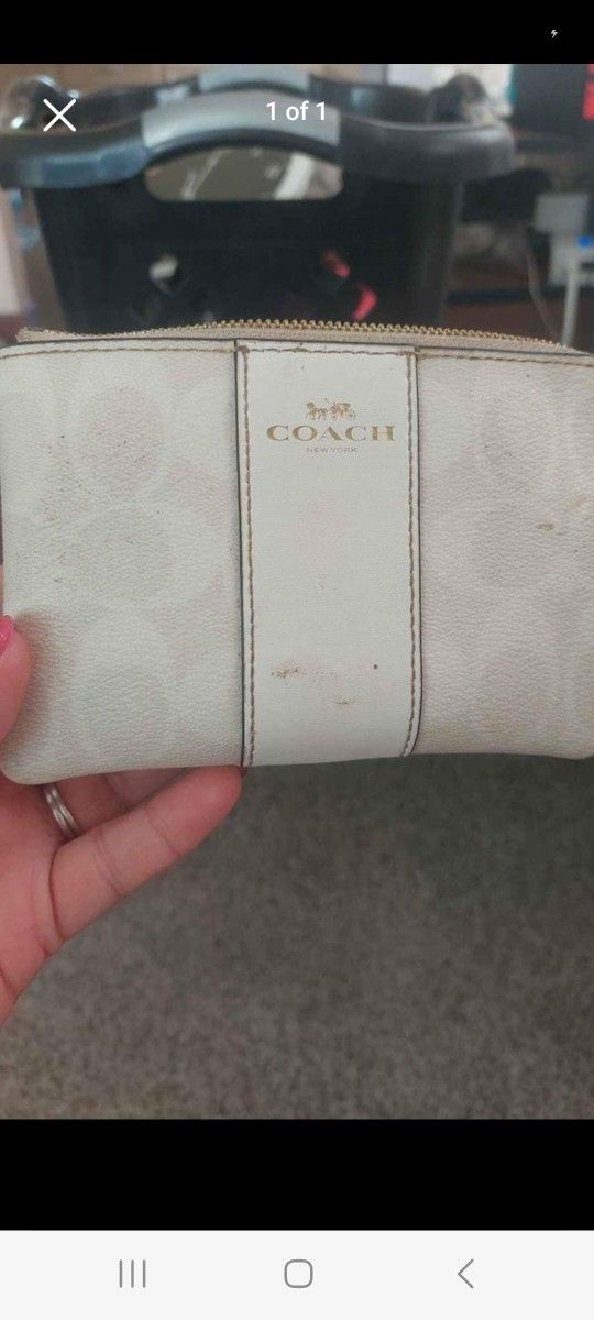 Coach Wristlet 