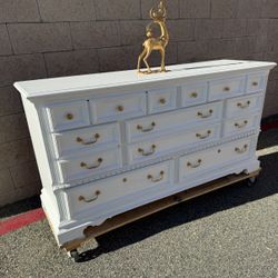 Beautifull White Decorative 