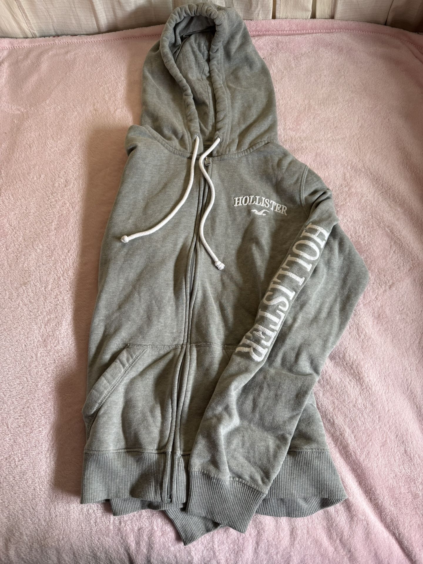 Grey Hollister Zip Up Hoodie Size Large