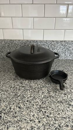 LODGE POT