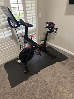 Used Peloton Bike