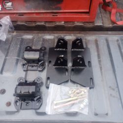 TransDapt V8 S10 conversion Mounts 