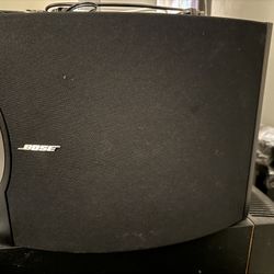 Pair Of Bose 301 Speakers 