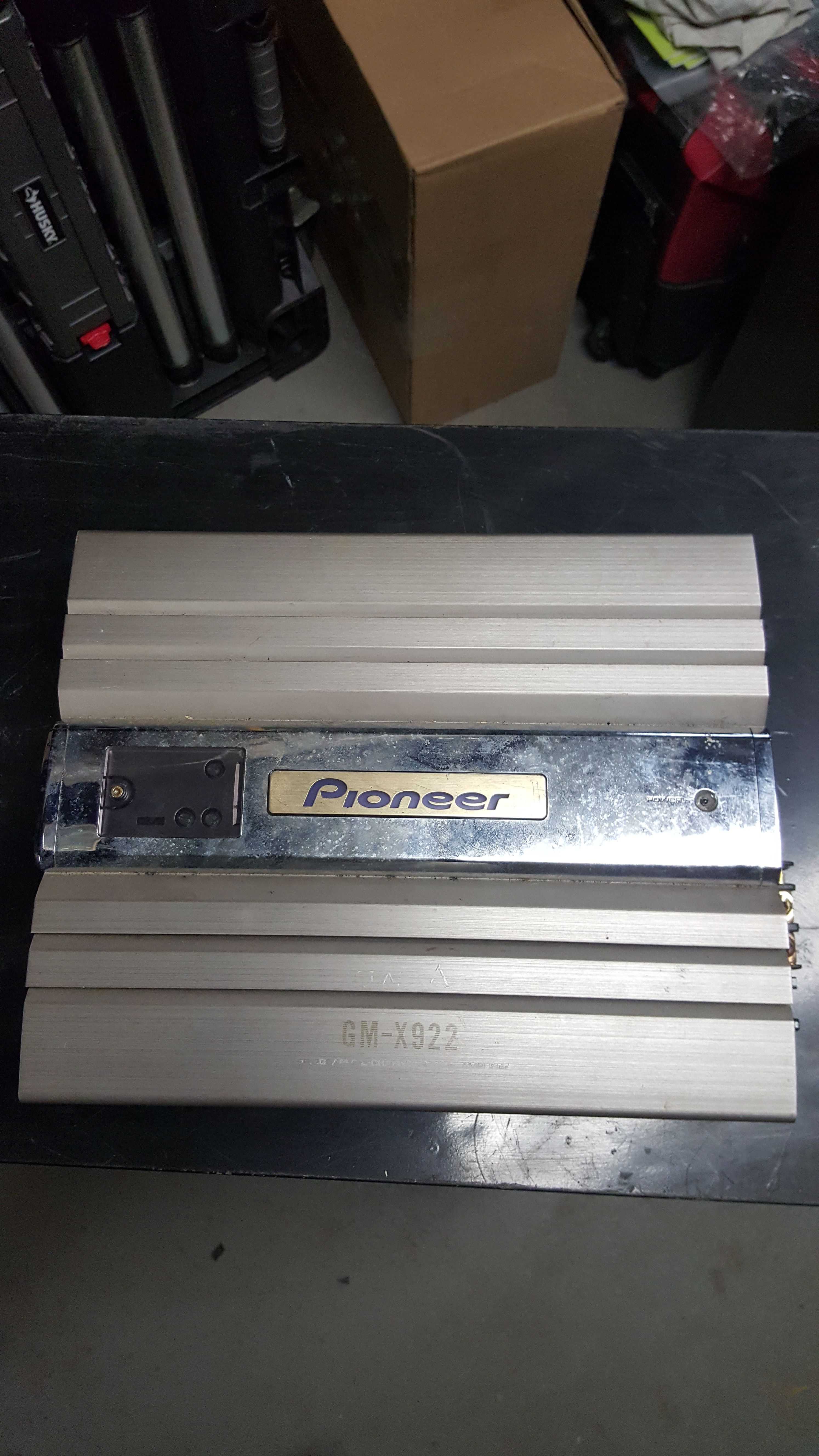 Pioneer amp GM-X922 2 Channel