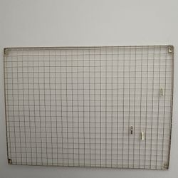 Golden Wire Notice Board