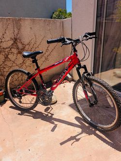 Huffy Highland Mountain Bike – 24-Inch Wheels