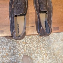 Rank 45 Women's Amberlin Textured Print Casual Shoe. Size 6