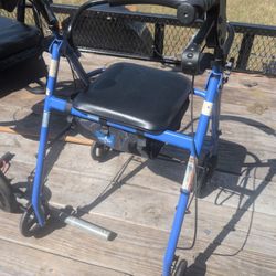 rollator walker with seat and hand brakes