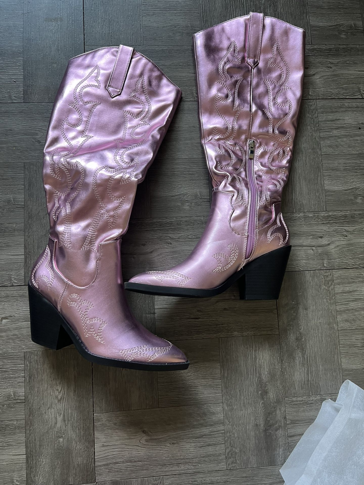 Women’s pink/silver cowgirl/ Cowboy high heels