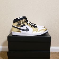 Jordan 1 Mid Metallic Gold