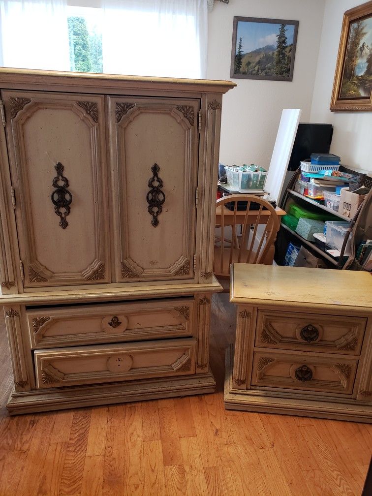 Dresser And Bed Stand