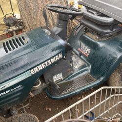Riding Lawnmower 