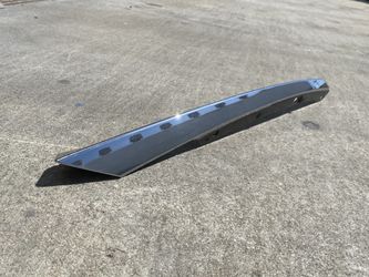 16-18 OEM Honda Civic Chrome Passenger Side Molding