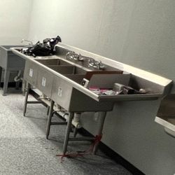 Stainless Steel 3 Bay Commercial Sink