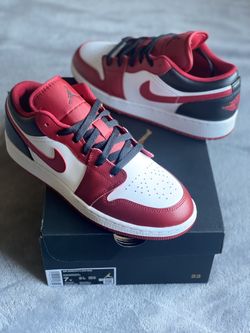 Jordan 1 Low  Reverse Black Toe