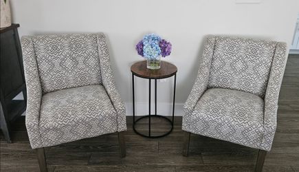 Pair of Accent Chairs with Geometric Pattern