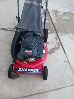 SNAPPER Self propled lawnmower