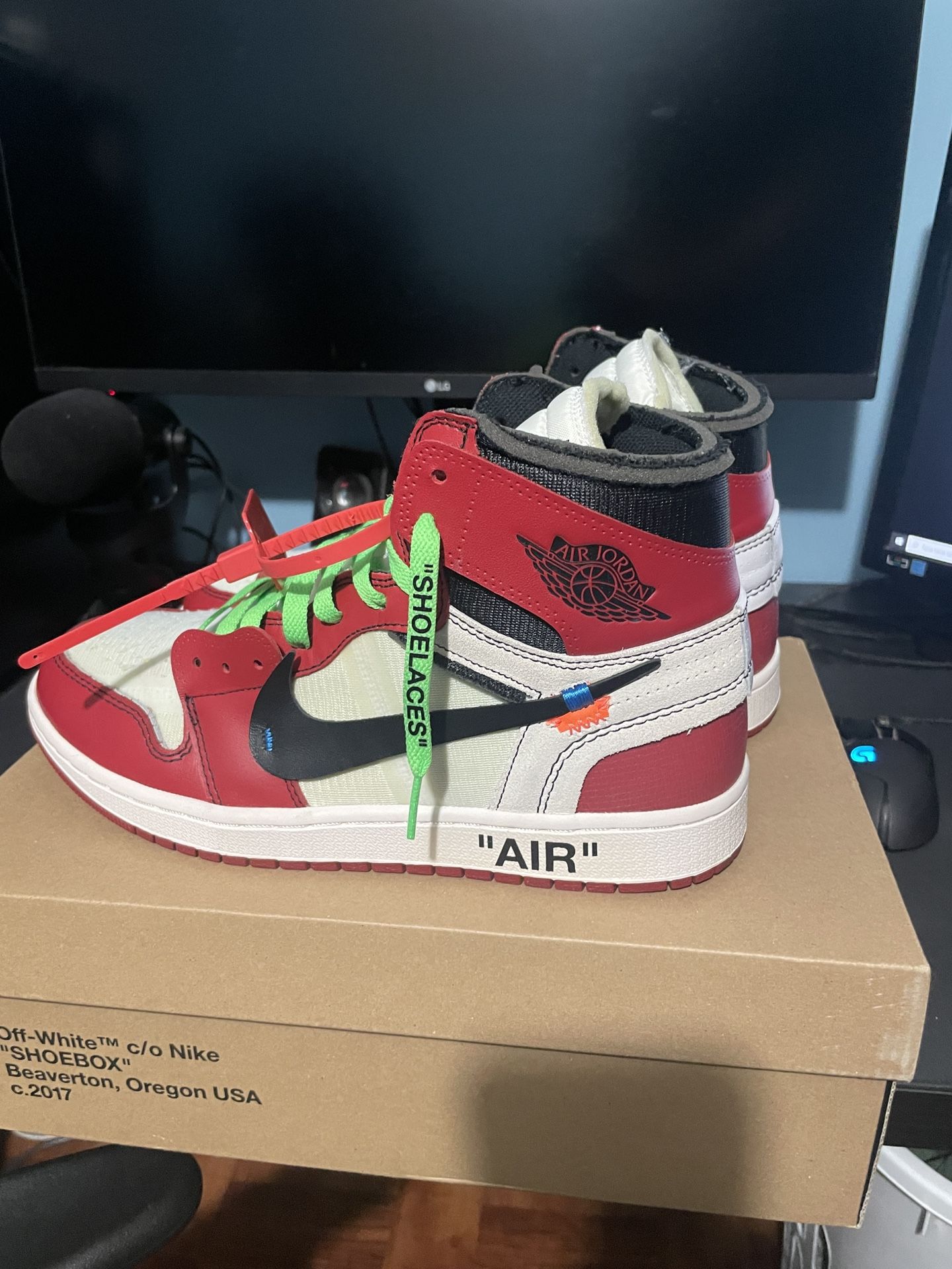 Off White Chicago Jordan 1