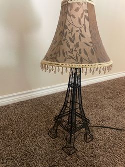 Eiffel Tower Table Lamp – 24” Tall w/ Decorative Shade