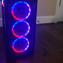 Gaming Pc I Don’t Know Much About Them Let Me Know If Interested 