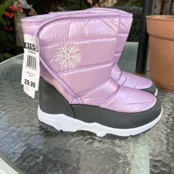 Girls Snow Boots (Size 2)