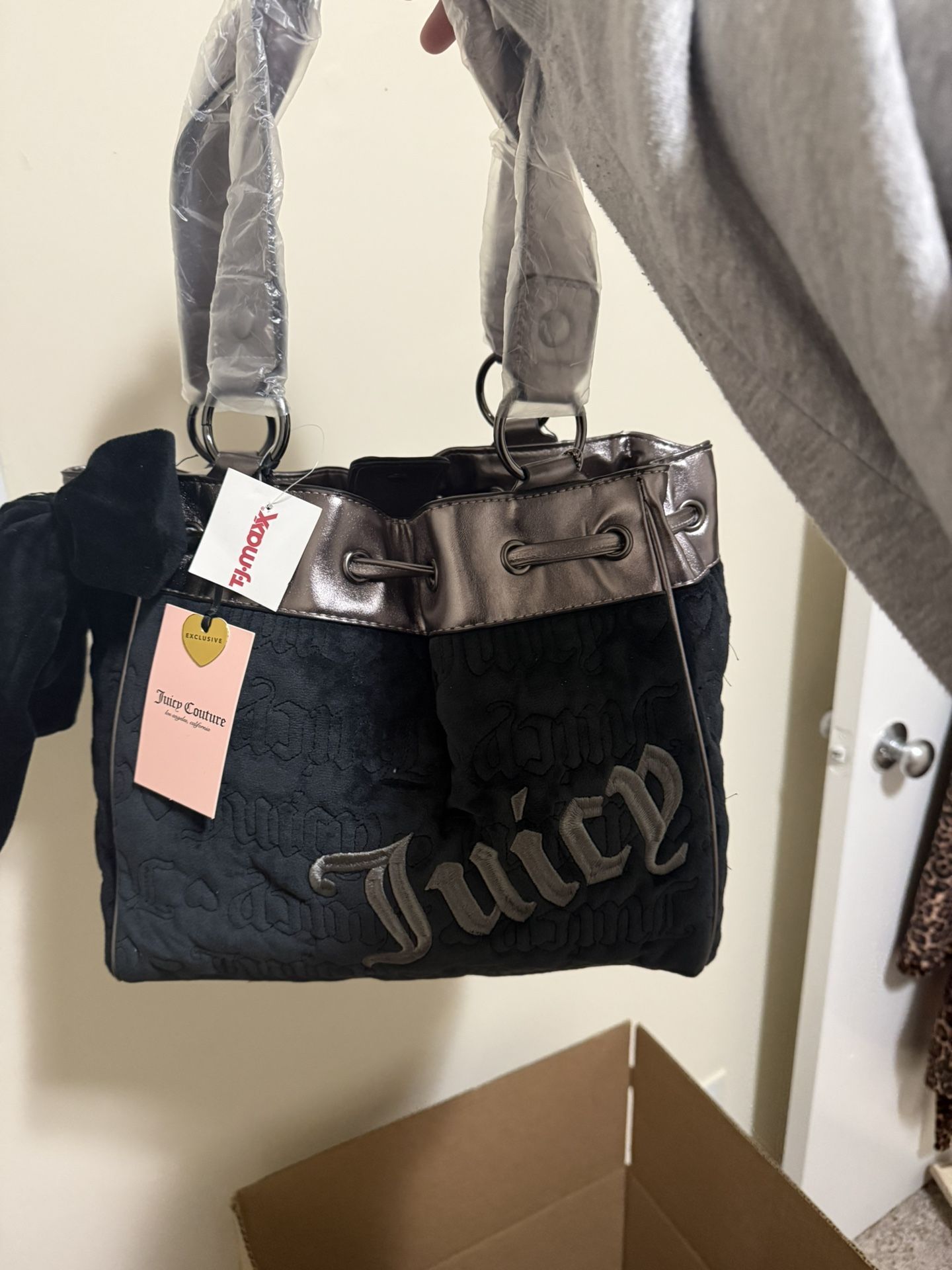 New juicy couture day dreamer bag Never use