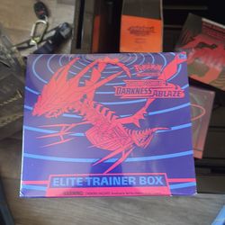 Pokemon darkness ablaze elite trainer box🀄️