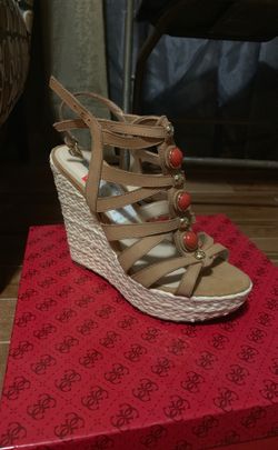 Guess wedges