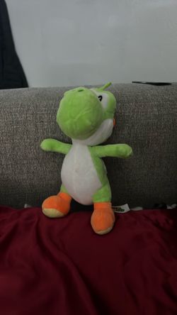 Yoshi in good condition