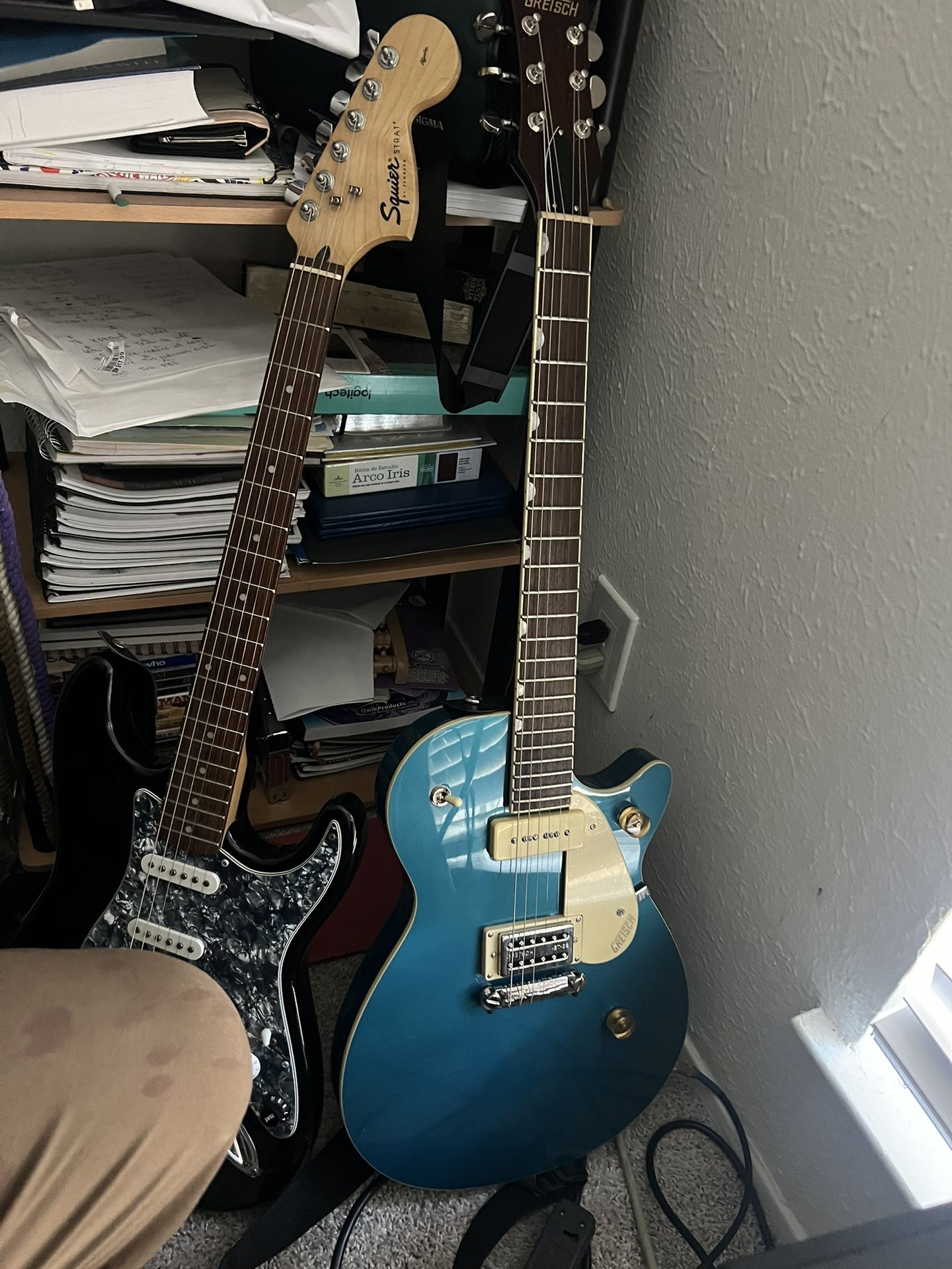 Electric Guitar Gretsch Like New Just Use A Couple Time In Home Trade Or Sale