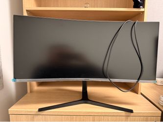 Samsung Monitor 32” Curved