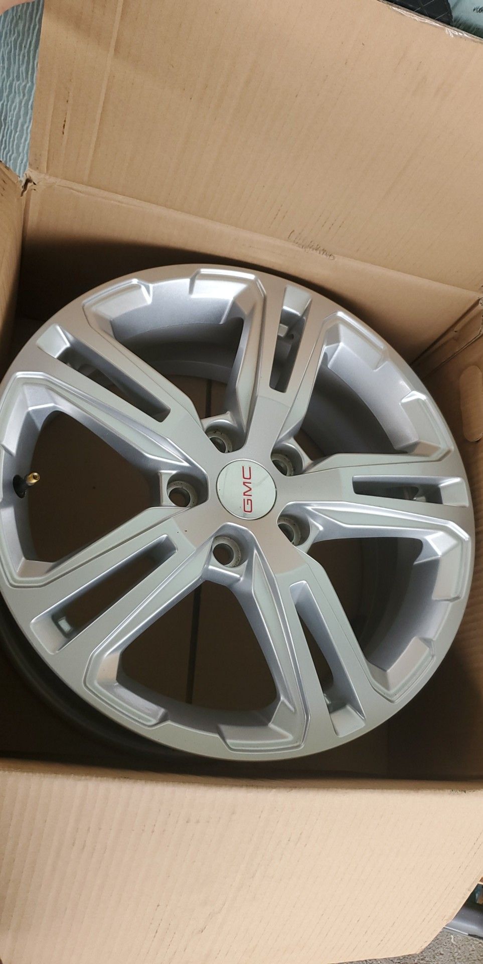 5 lug 2018 gmc wheels