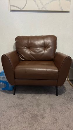 Brown faux Leather Accent Chair
