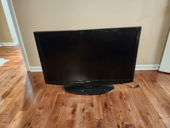 Insignia Falt Screen TV LCD 60 inches