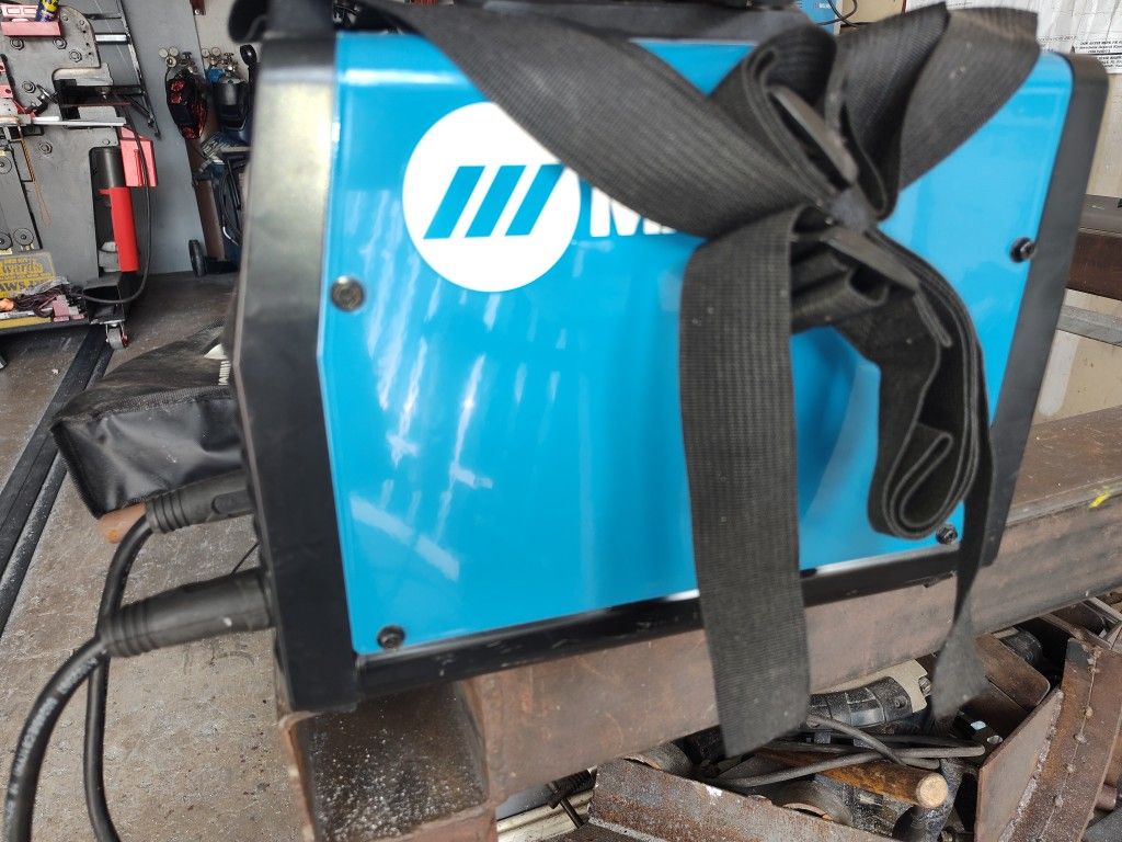 Miller Thunderbolt 160. )110 To 220 V $750 Obo