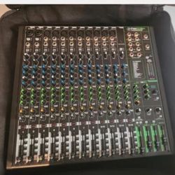 Mackie Profx 16 V3 Mixer