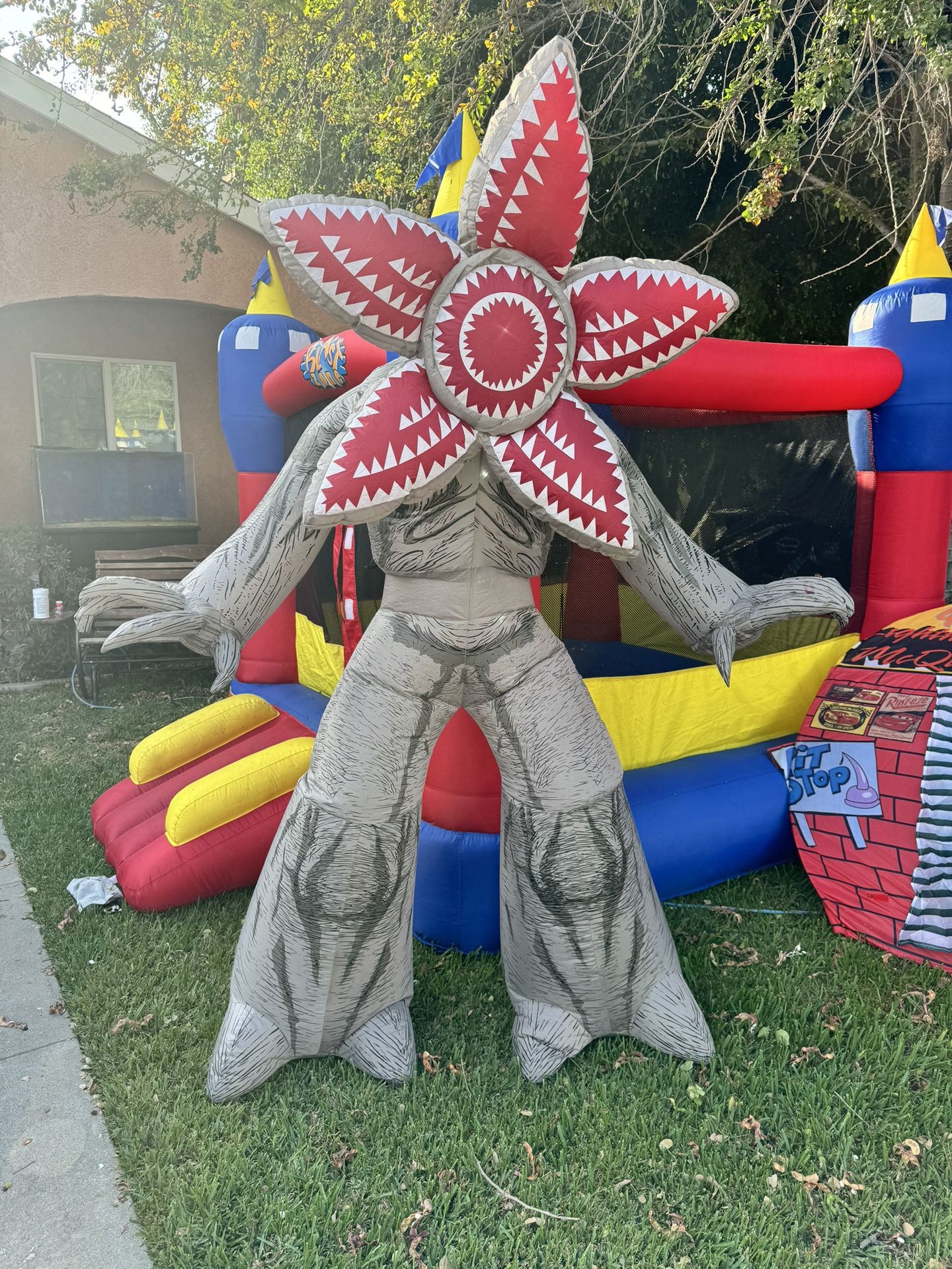 Inflatable Yard Decoration - Demagorgan W/ Light