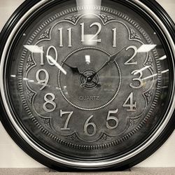 Old Fashioned Wall Clock