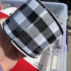 Ribbon Black & White 