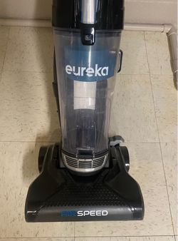 Eureka vacuum upright