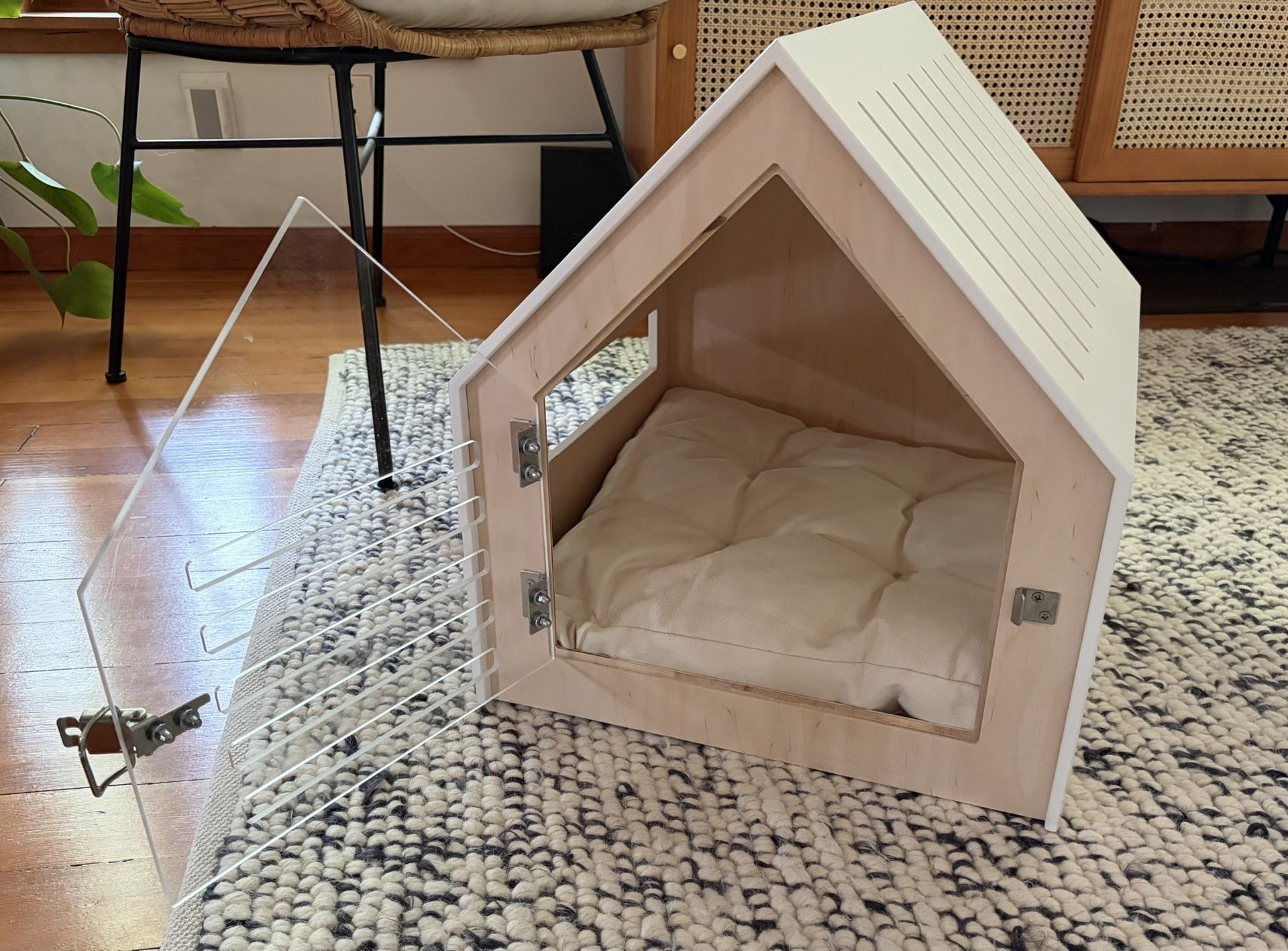Small Dog House Clear Door