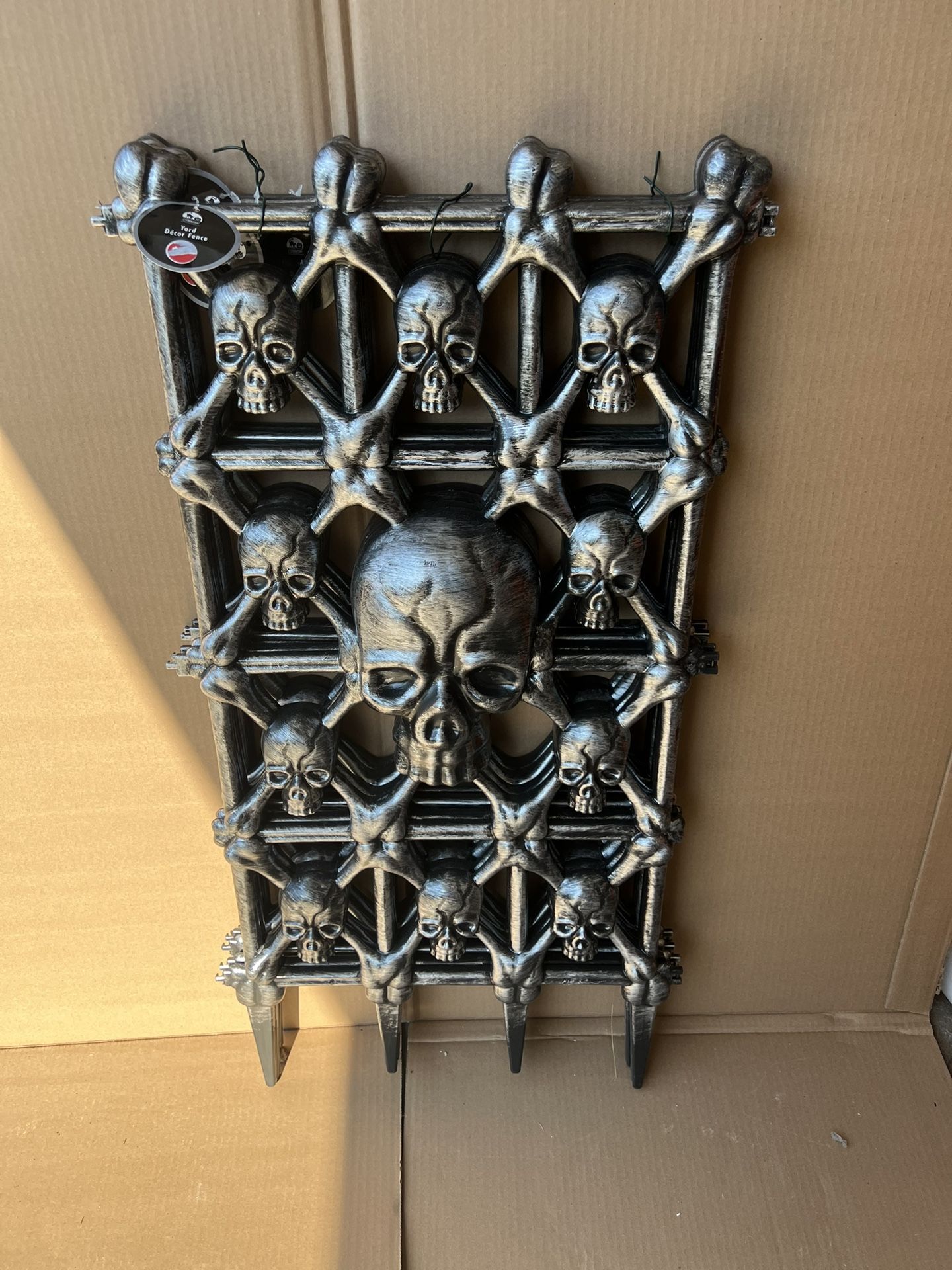 4 Skull Halloween Fences